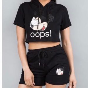 Cute Mickey Mouse shorts set come with Corp top
